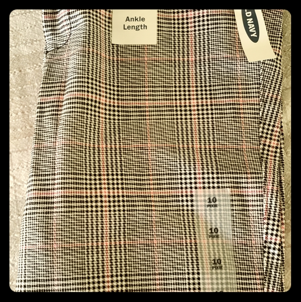 Ankle length pixie pants